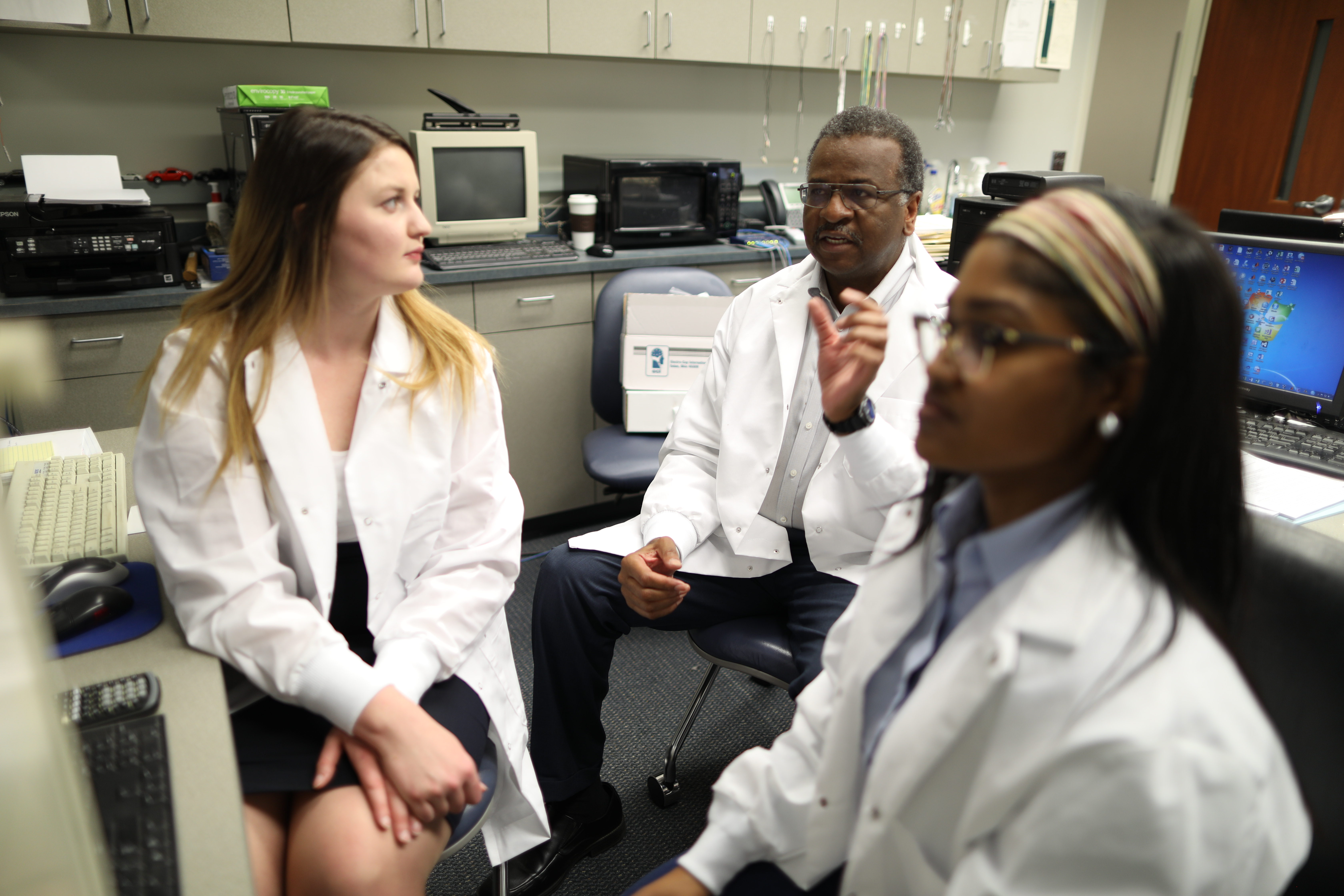 students discussing medical issues