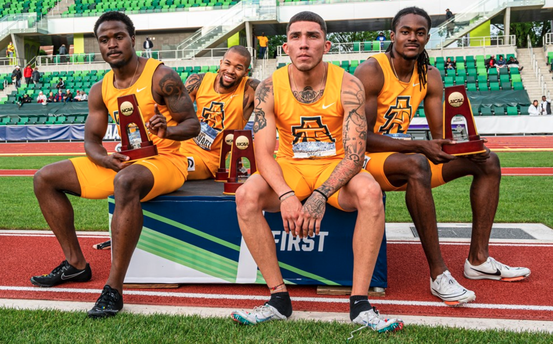 mens 4x400 team 