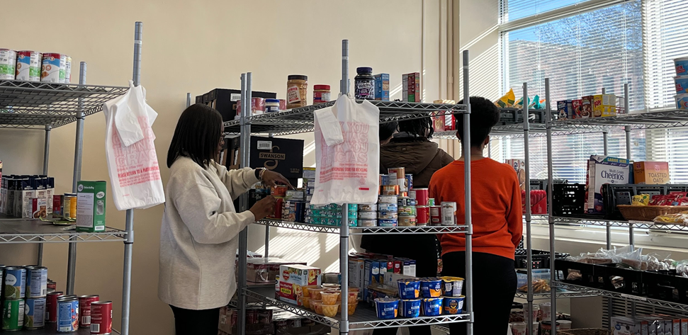 Students shopping at the Aggie Source Food Pantry